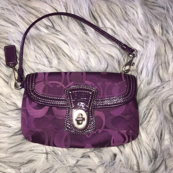 Coach (wear it two ways) wristlet - Picture 1 of 4